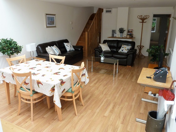 Cambridge Road Living Room